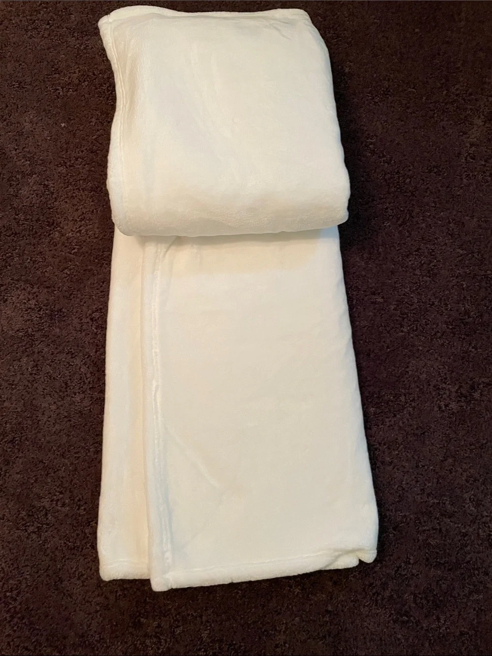 The Farmhouse by Rachel Ashwell Bright White Oversized Super Soft Throw 60 x 70”